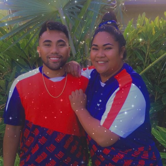 Poshmark profile picture for @tuvalu
